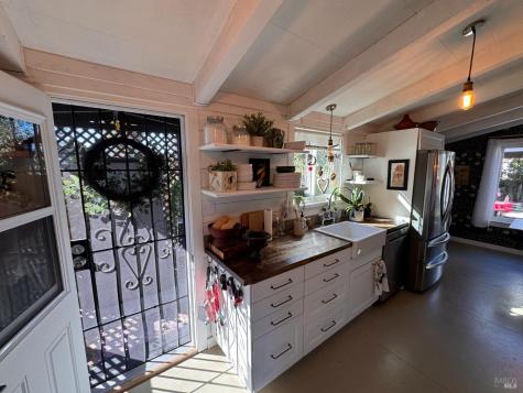 52 Oakstone Court Santa Rosa CA 95409