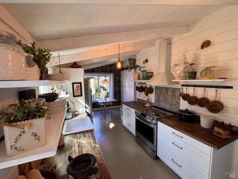 52 Oakstone Court Santa Rosa CA 95409