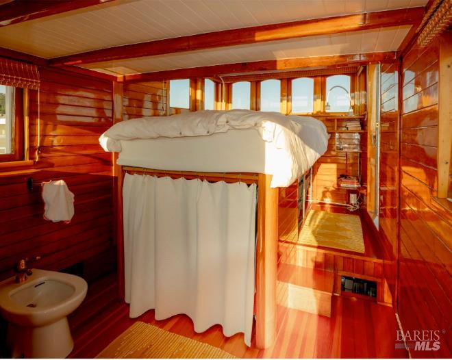 13 S 40 Dock Sausalito CA 94965