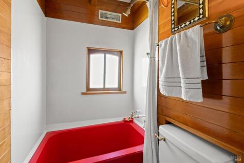 13 S 40 Dock Sausalito CA 94965