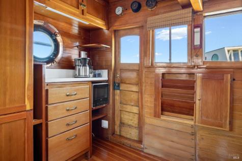 13 S 40 Dock Sausalito CA 94965