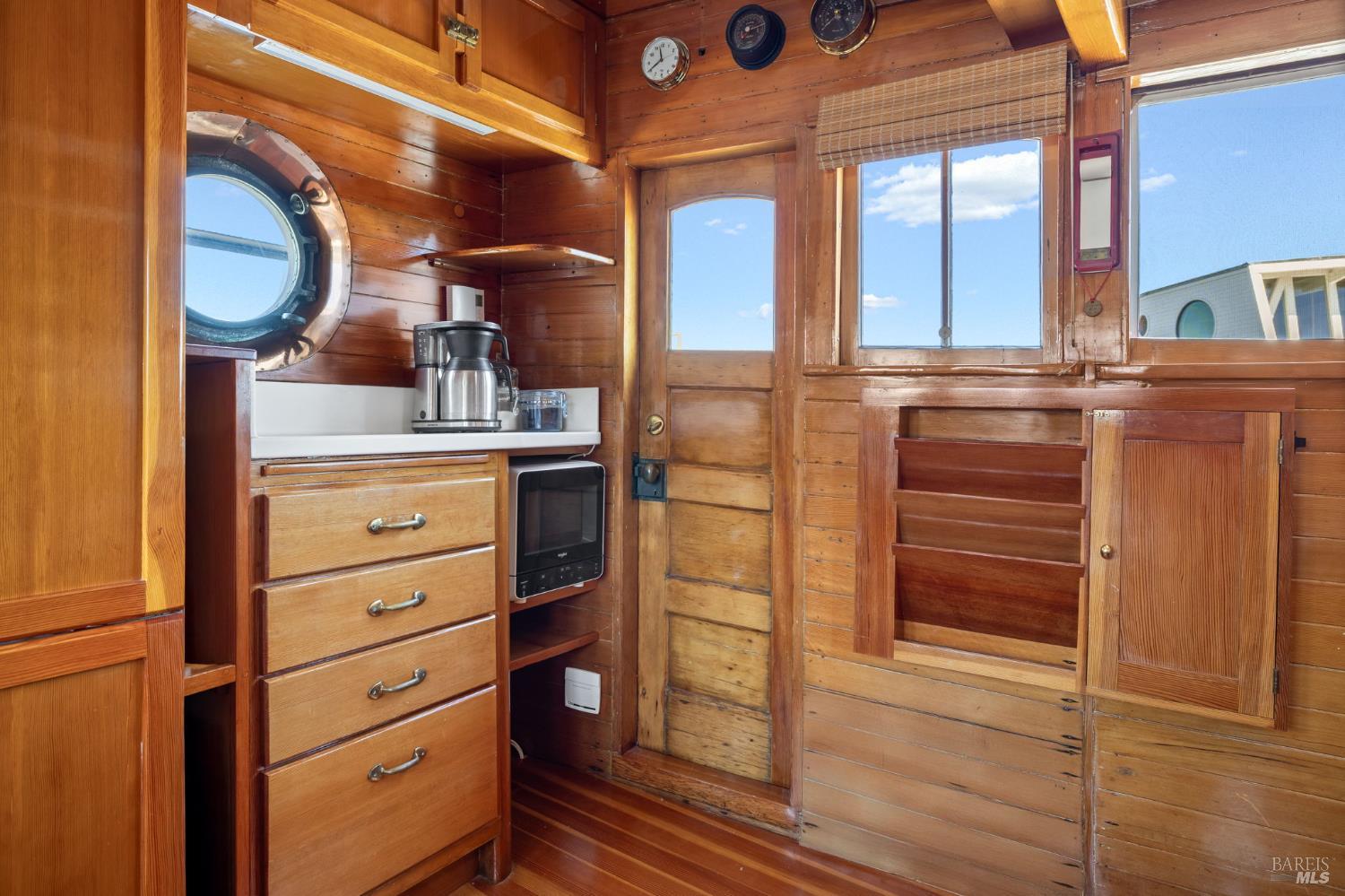 13 S 40 Dock Sausalito CA 94965