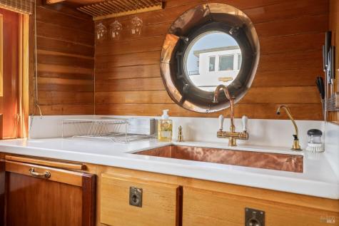 13 S 40 Dock Sausalito CA 94965