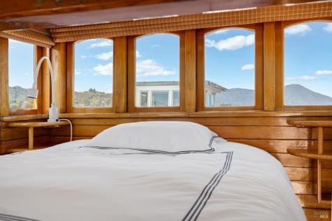 13 S 40 Dock Sausalito CA 94965