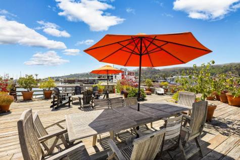 13 S 40 Dock Sausalito CA 94965