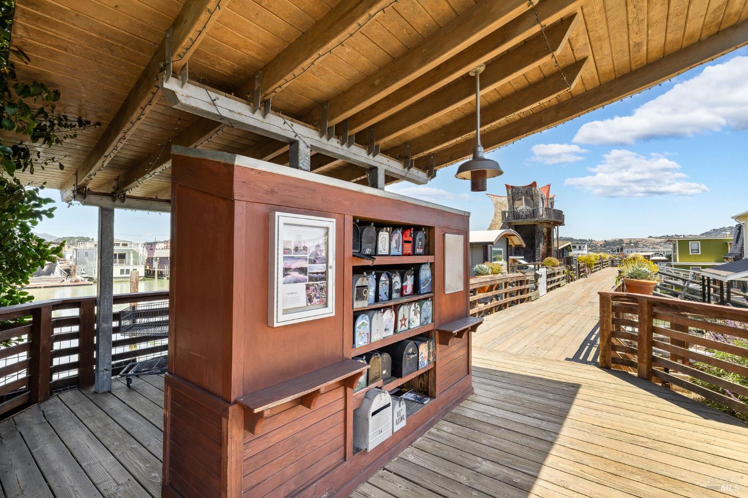 13 S 40 Dock Sausalito CA 94965