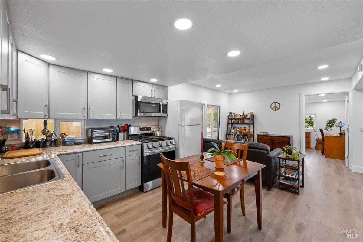 63 Arthur Drive Santa Rosa CA 95403