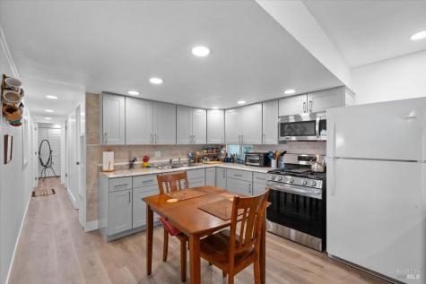 63 Arthur Drive Santa Rosa CA 95403