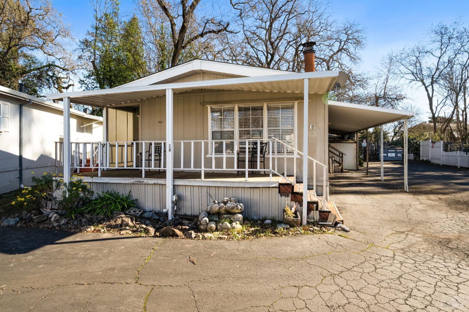 16 Ellie Drive Santa Rosa CA 95403