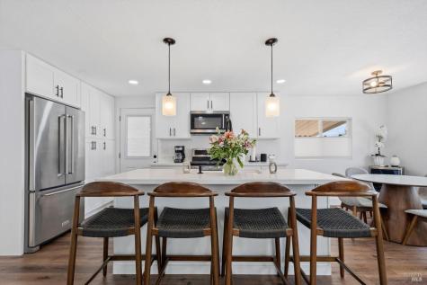 541 Mason Street Healdsburg CA 95448