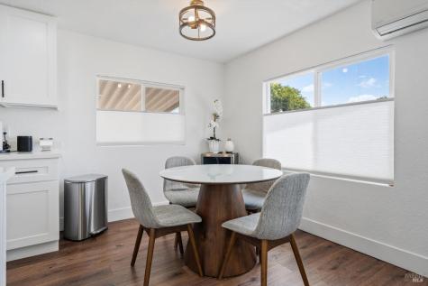541 Mason Street Healdsburg CA 95448