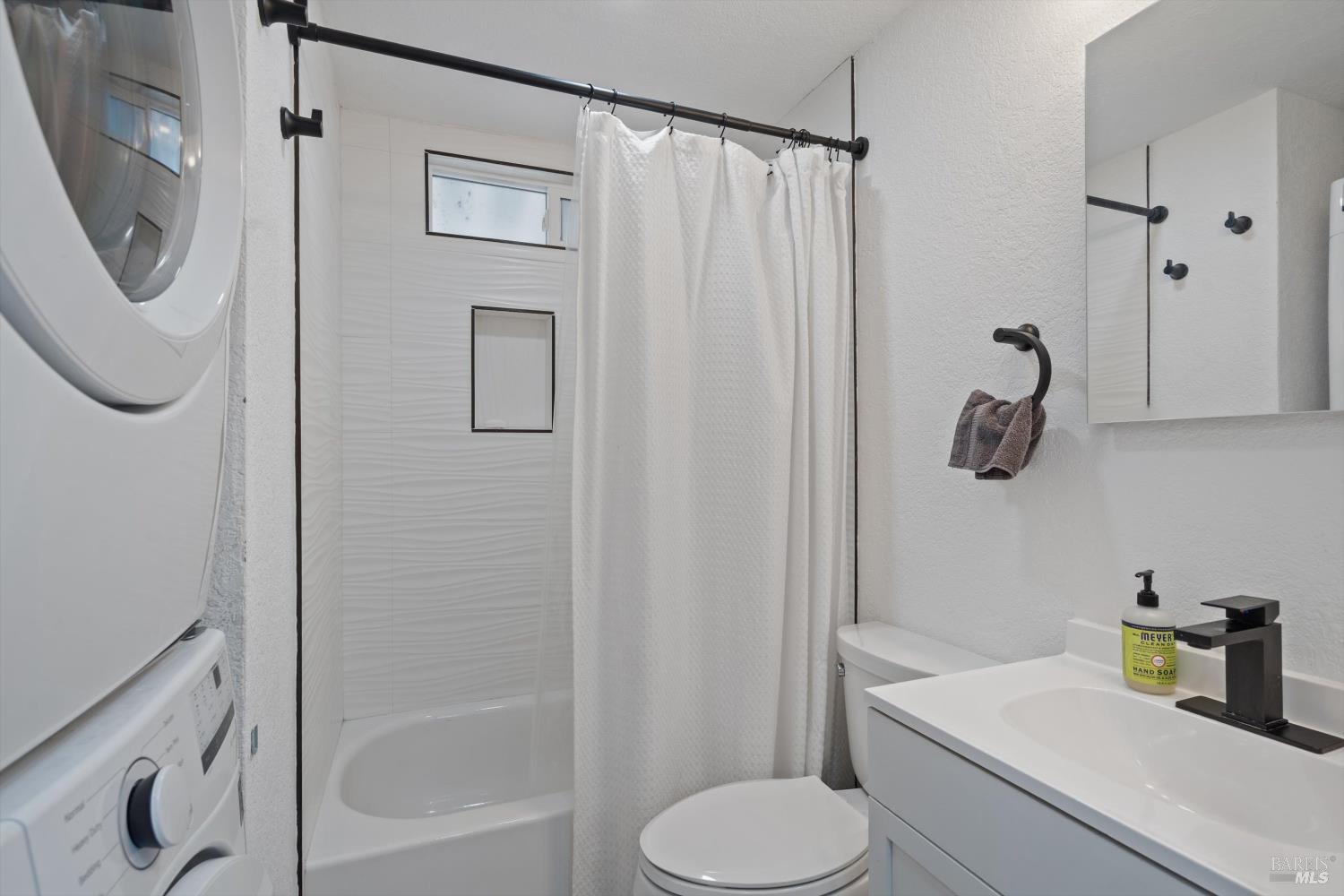 541 Mason Street Healdsburg CA 95448