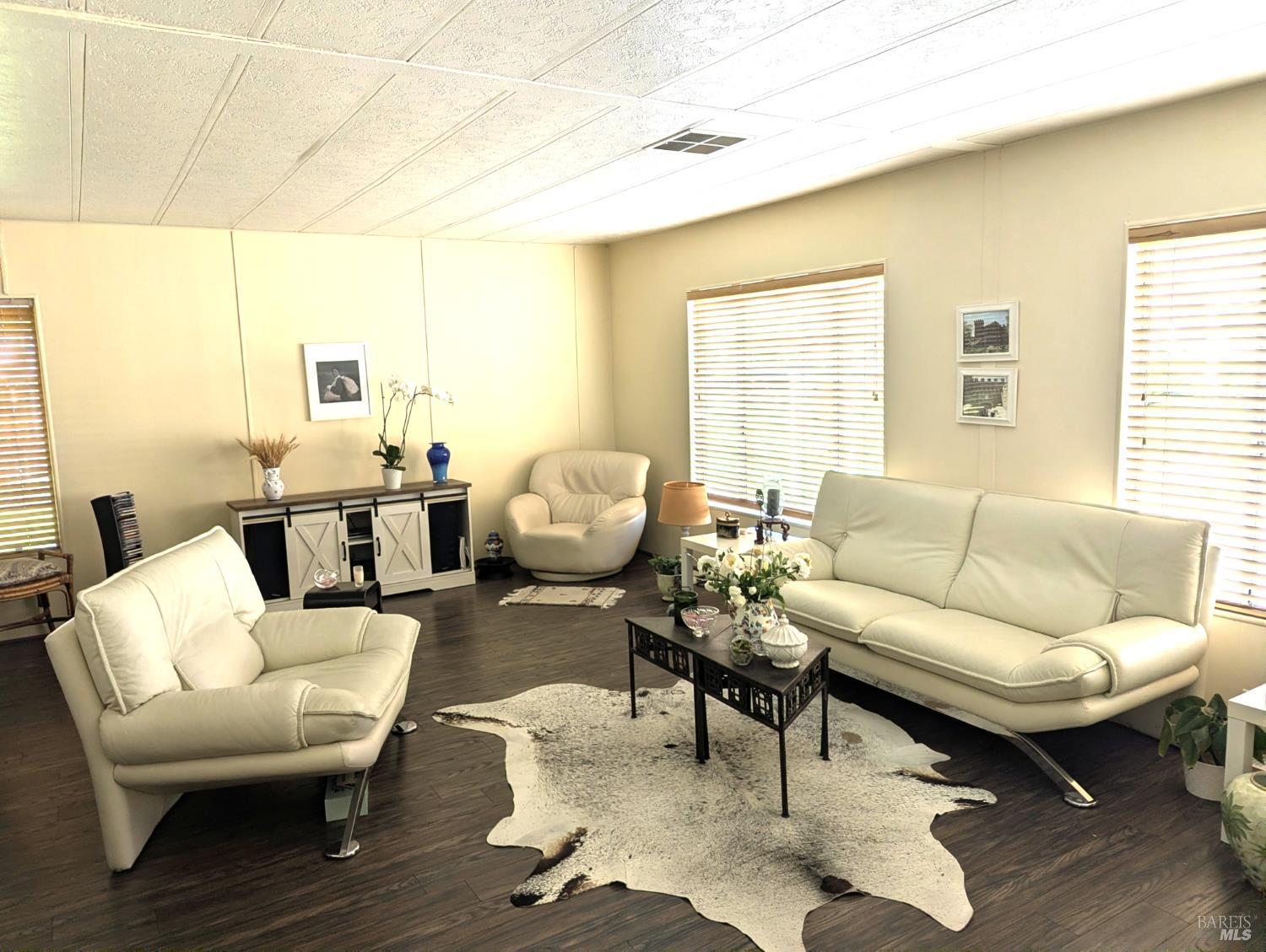 8 Camellia Drive Calistoga CA 94515