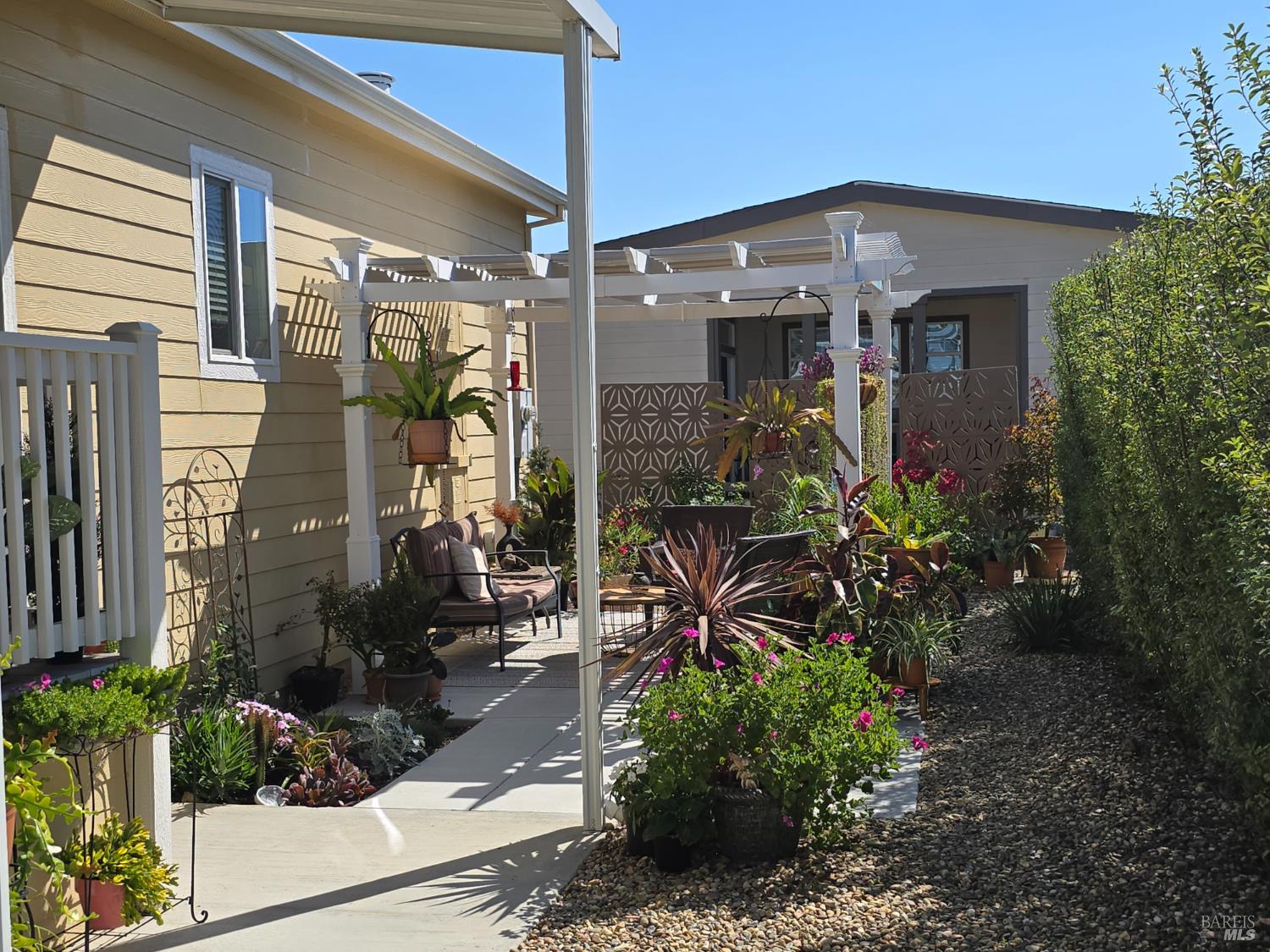 1945 Piner Road Santa Rosa CA 95403