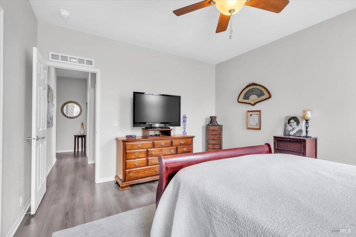 1945 Piner Road Santa Rosa CA 95403
