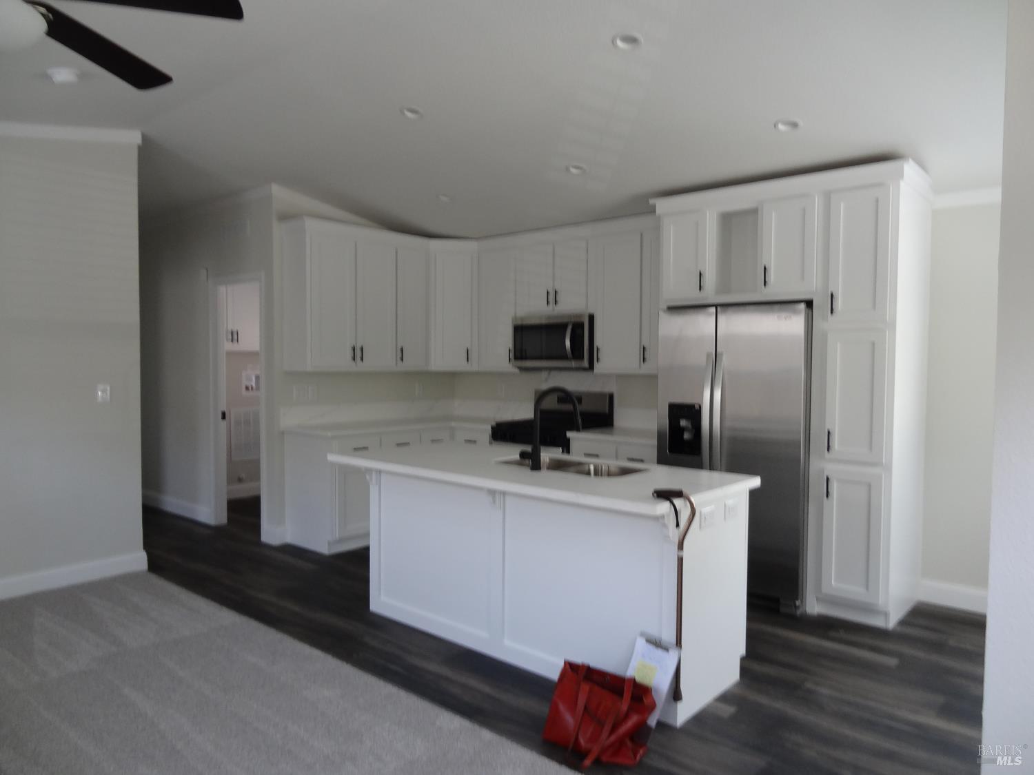 405 W Crystal Drive Cotati CA 94931