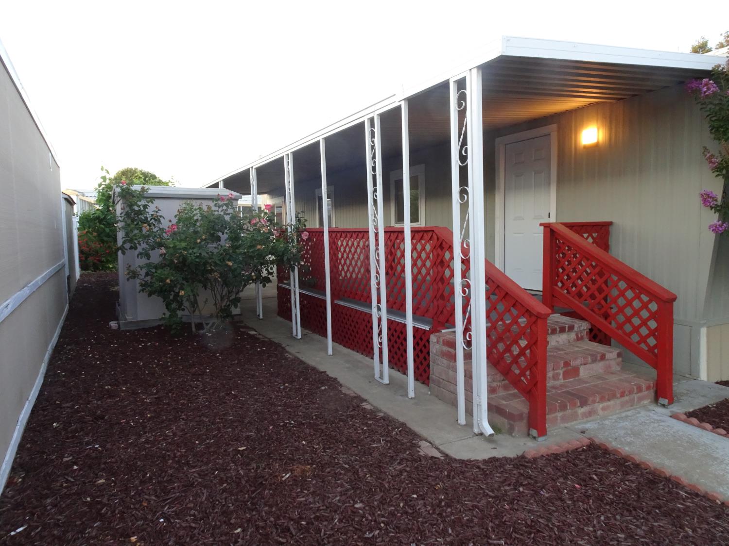 18450 N Highway 88 Lockeford CA 95237