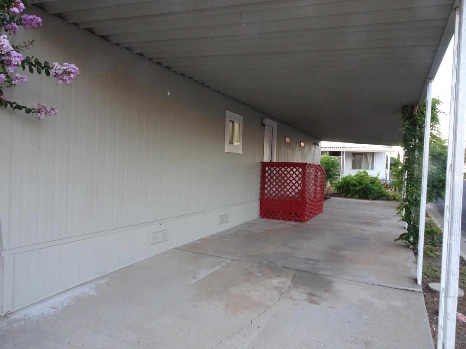 18450 N Highway 88 Lockeford CA 95237