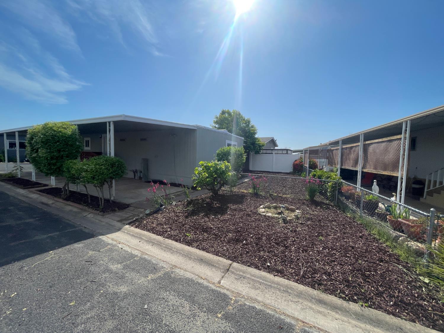 18450 N Highway 88 Lockeford CA 95237