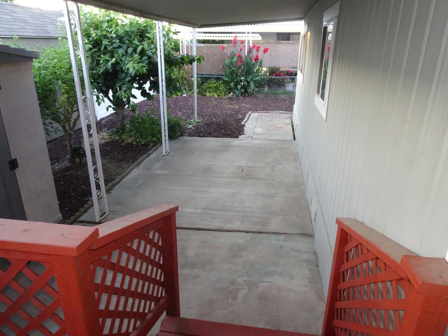 18450 N Highway 88 Lockeford CA 95237