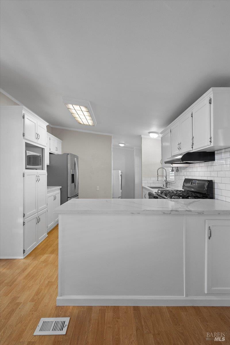124 Estrella Drive Rohnert Park CA 94928