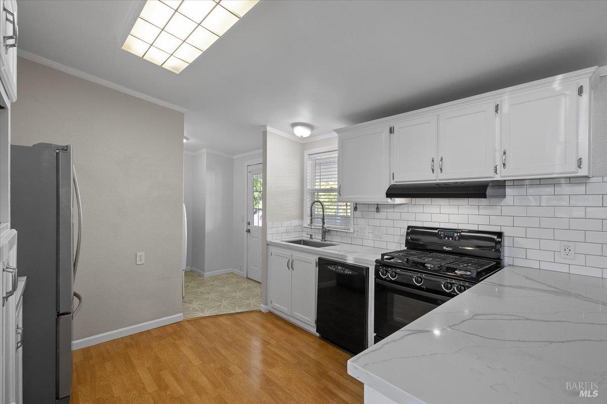 124 Estrella Drive Rohnert Park CA 94928