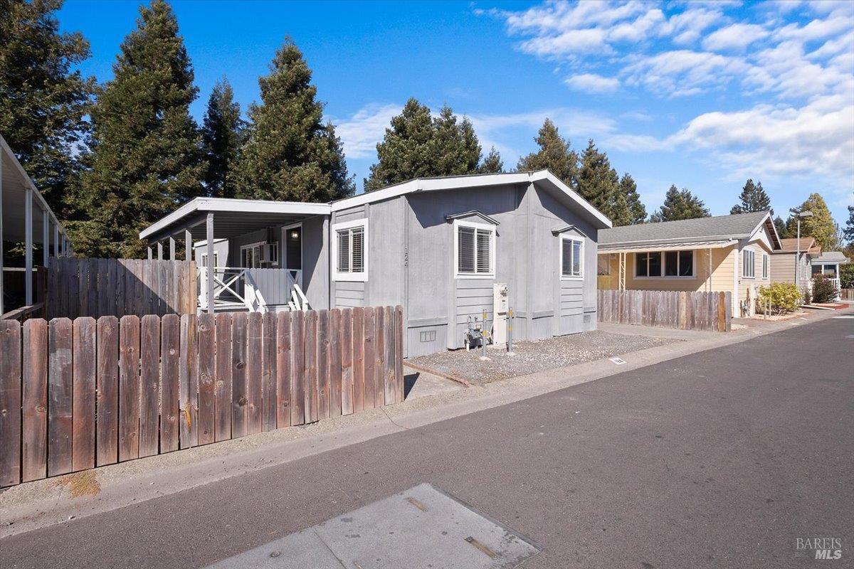 124 Estrella Drive Rohnert Park CA 94928