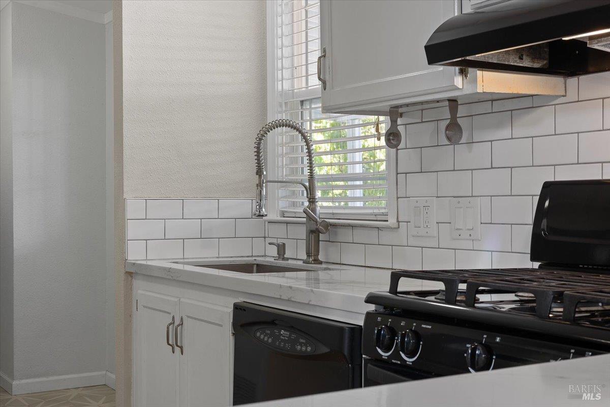 124 Estrella Drive Rohnert Park CA 94928