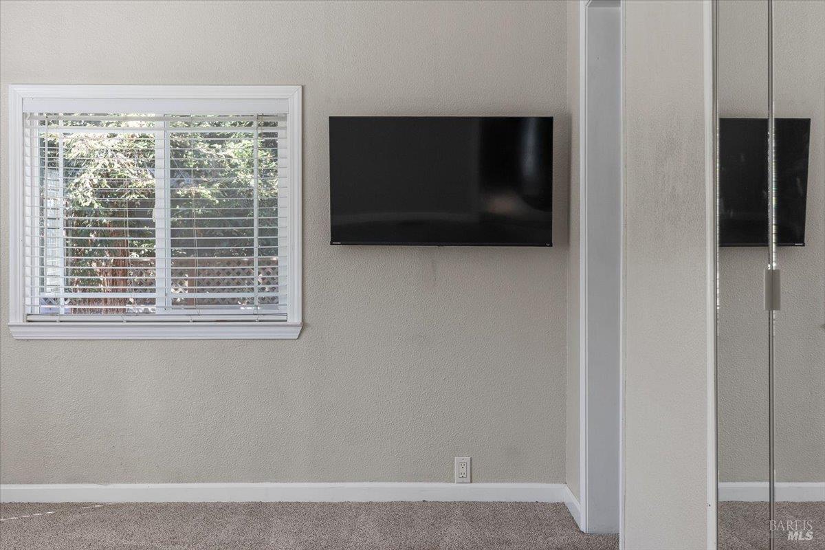 124 Estrella Drive Rohnert Park CA 94928