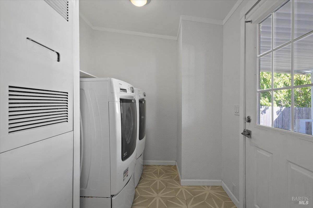 124 Estrella Drive Rohnert Park CA 94928