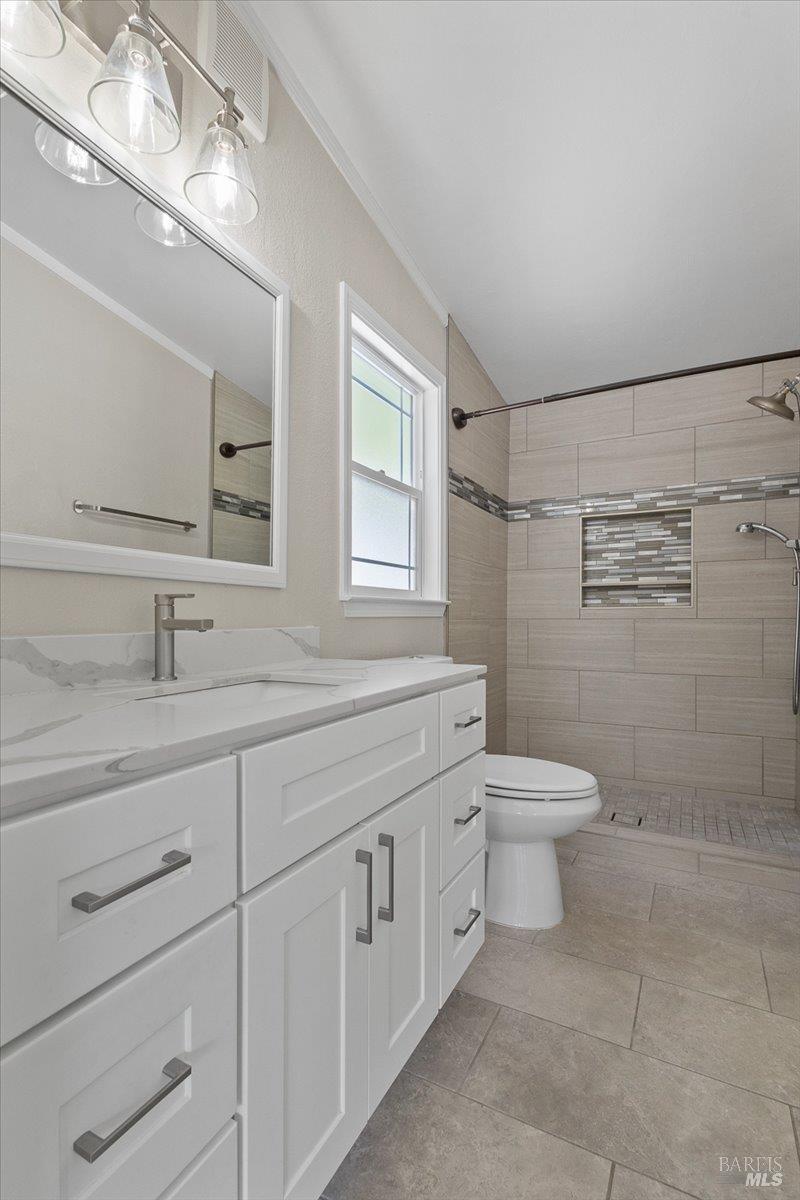 124 Estrella Drive Rohnert Park CA 94928