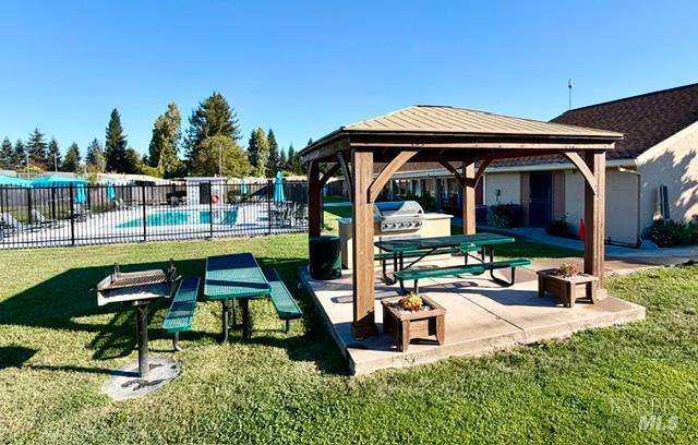 124 Estrella Drive Rohnert Park CA 94928