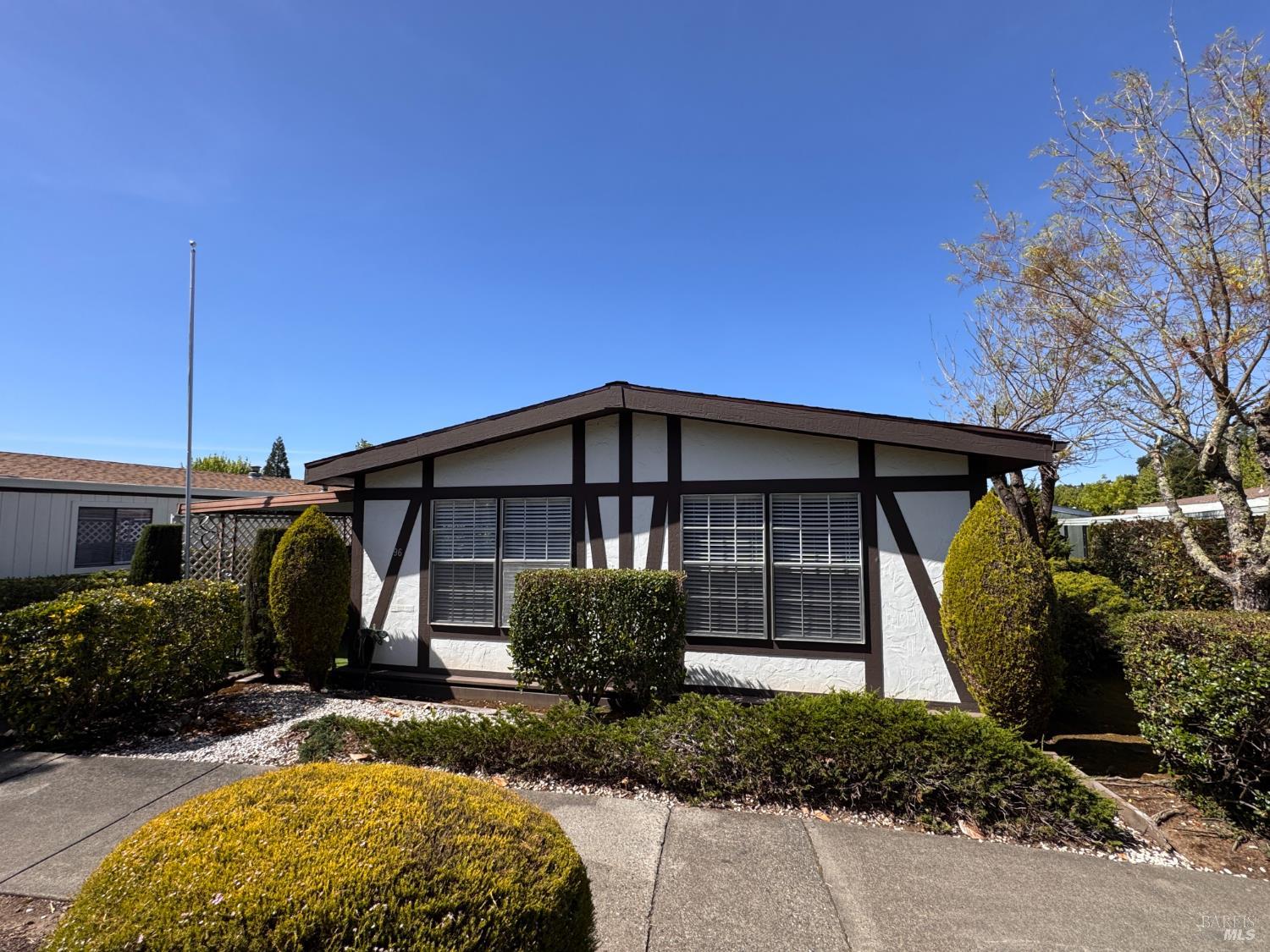 96 Glenoak Court Santa Rosa CA 95409