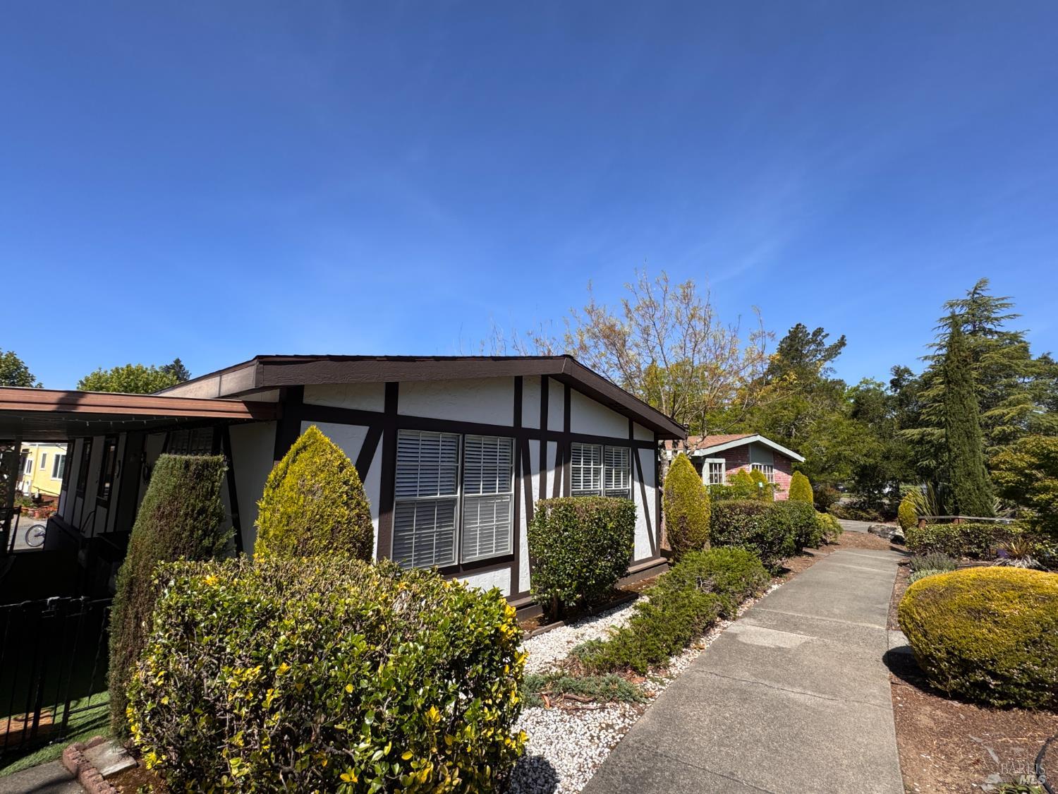 96 Glenoak Court Santa Rosa CA 95409