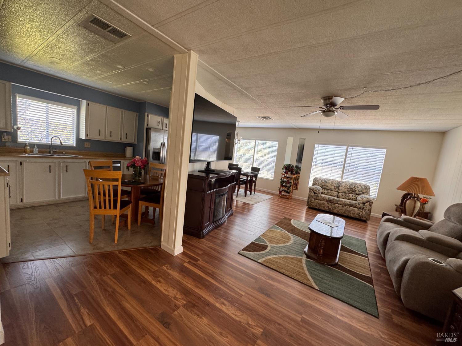 96 Glenoak Court Santa Rosa CA 95409