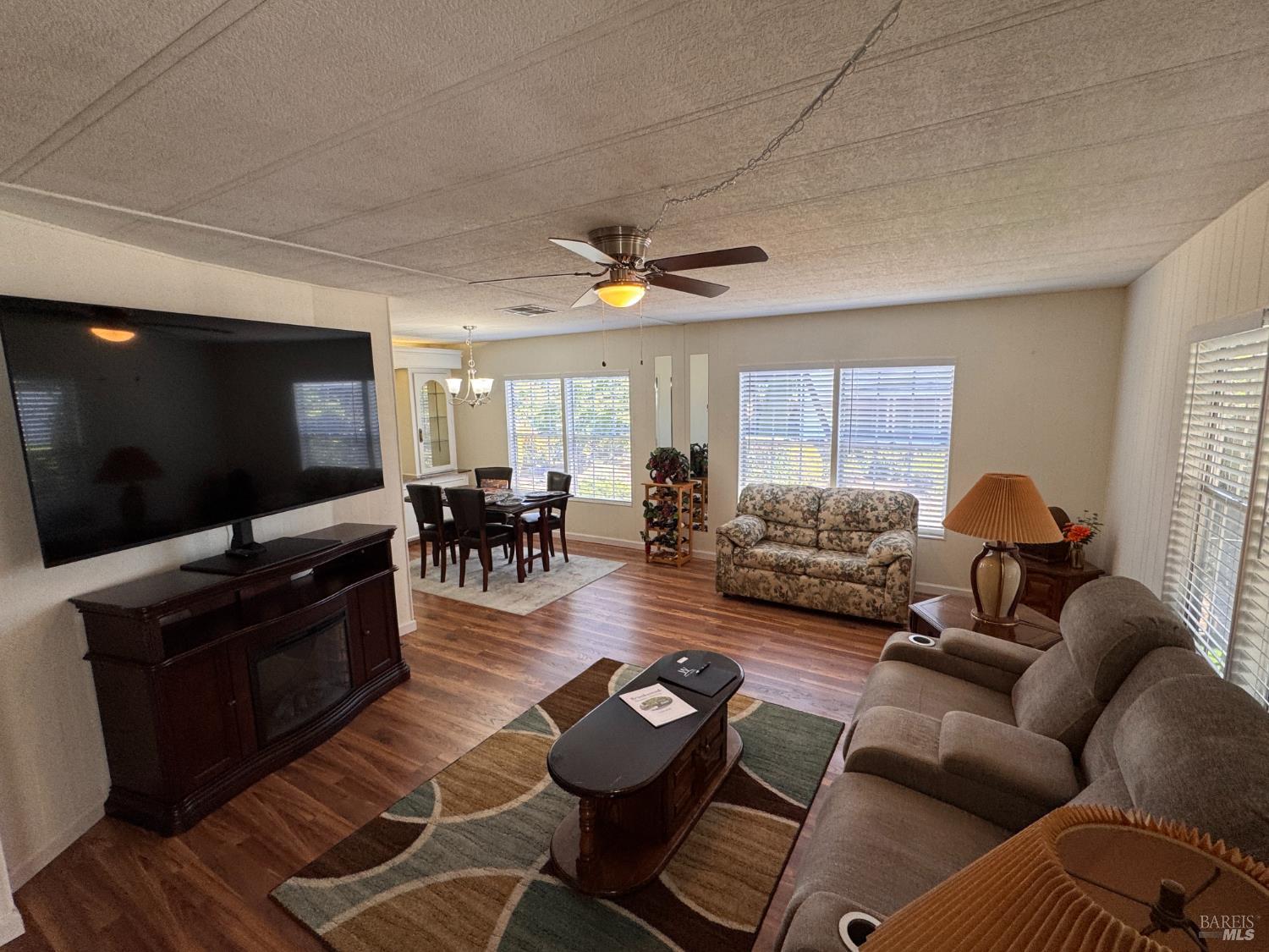 96 Glenoak Court Santa Rosa CA 95409