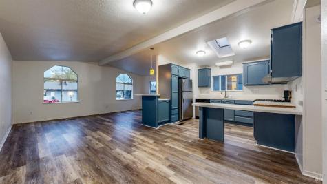 817 Mercie Street Santa Rosa CA 95403