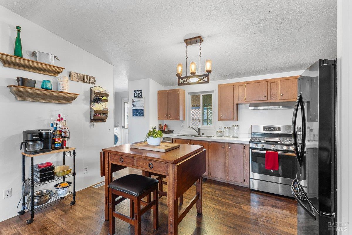 1138 Broadleaf Lane Windsor CA 95492