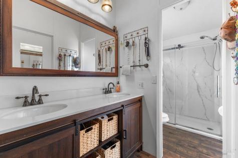 1138 Broadleaf Lane Windsor CA 95492