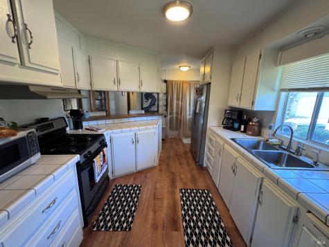 63 Oakcreek Court Santa Rosa CA 95409