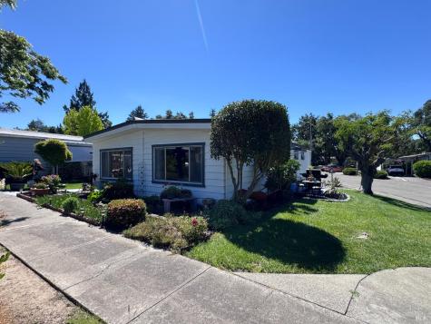 63 Oakcreek Court Santa Rosa CA 95409