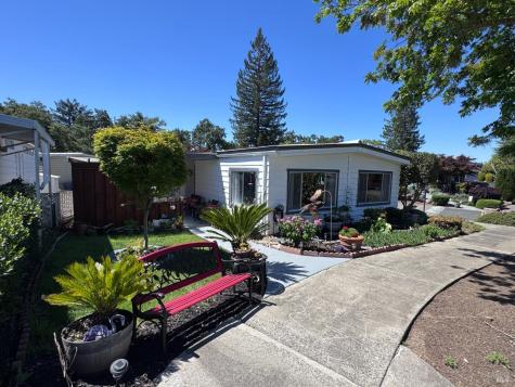 63 Oakcreek Court Santa Rosa CA 95409