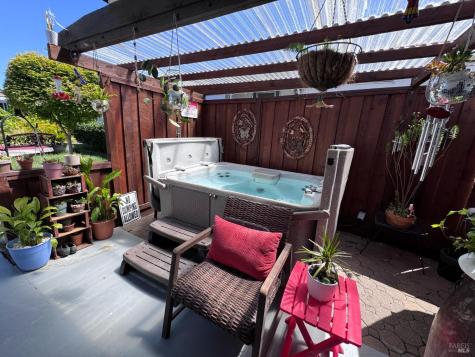 63 Oakcreek Court Santa Rosa CA 95409