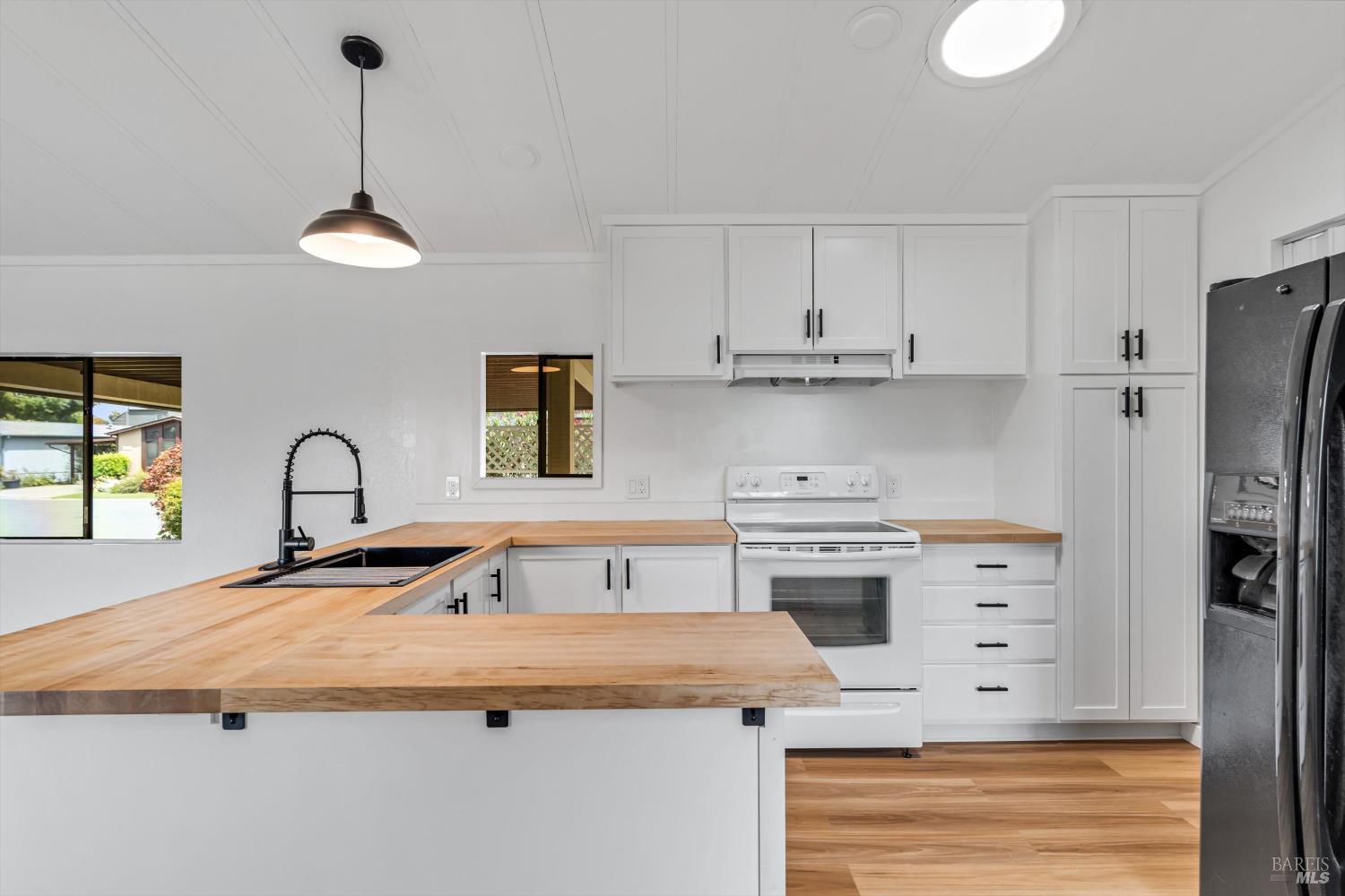 1501 Florence Way Petaluma CA 94954