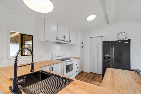 1501 Florence Way Petaluma CA 94954