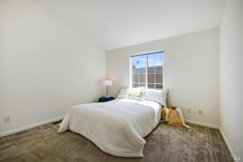 544 Rosewood Circle Petaluma CA 94954