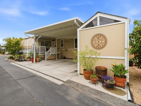 76 Shamrock Circle Santa Rosa CA 95403