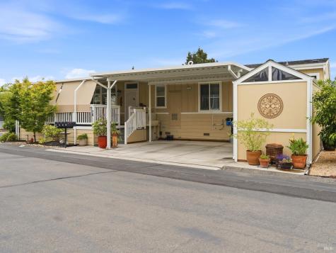 76 Shamrock Circle Santa Rosa CA 95403