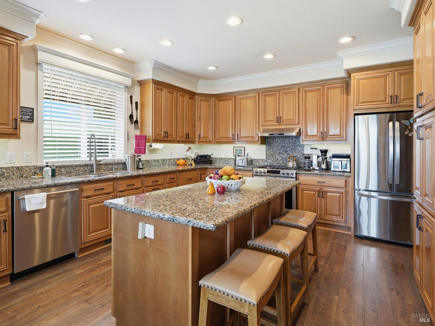 76 Shamrock Circle Santa Rosa CA 95403