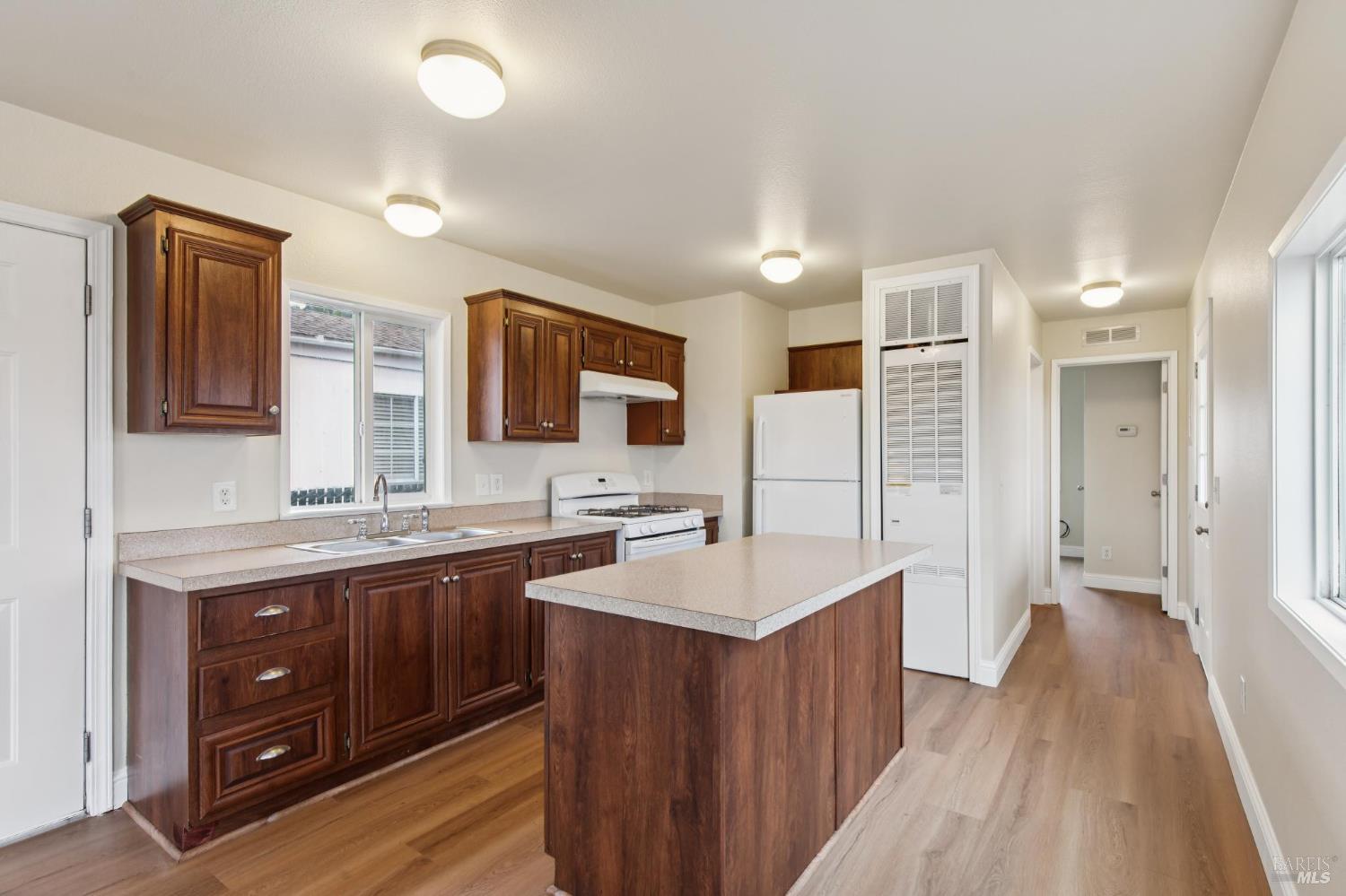 2130 Redwood Highway Greenbrae CA 94904